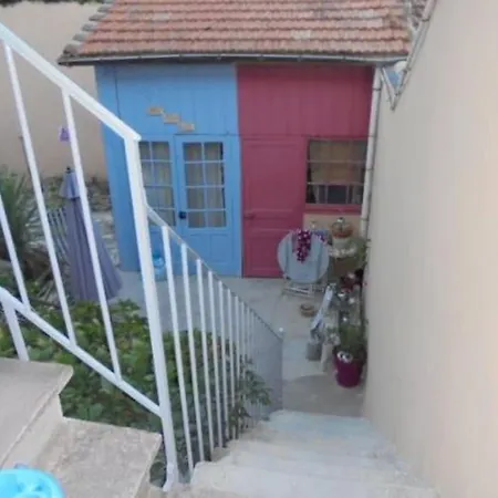 Fabienne Cote Jardins De La Fontaine Apartmán Nîmes
